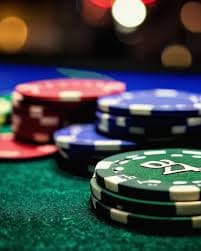 Round result and payout display